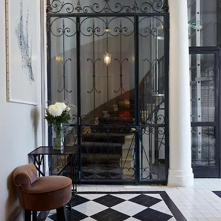 Penzion L'hotel Particulier 2*